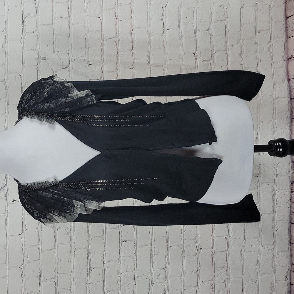 Ryu - Black & Cream Lace Chain Cardigan 💘